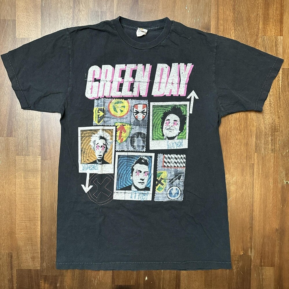 Green Day Shirt Mens Large Black 99 Revolutions Tour Bay Island Concert Tee 2013